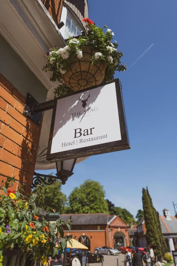 The Stag Hotel And Mailmans Arms Линдхорст Экстерьер фото