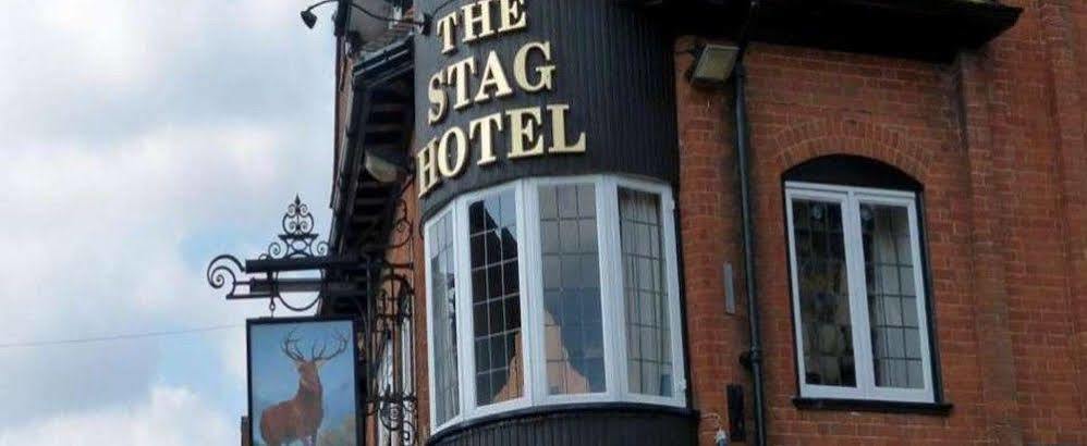 The Stag Hotel And Mailmans Arms Линдхорст Экстерьер фото